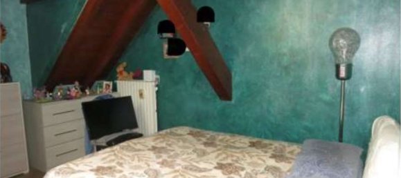 6 rooms House in Limbiate, Italy No. 260039 17