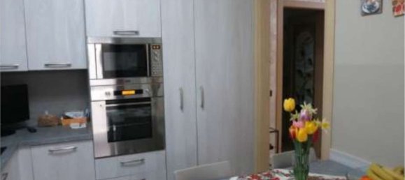 6 rooms House in Limbiate, Italy No. 260039 10