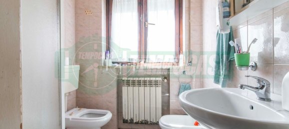 Studio in Gerenzano, Italy, Nr. 334135 10