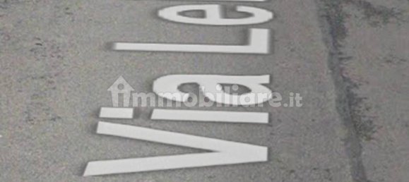 2 bedrooms Apartment in Turin, Italy No. 279976 2