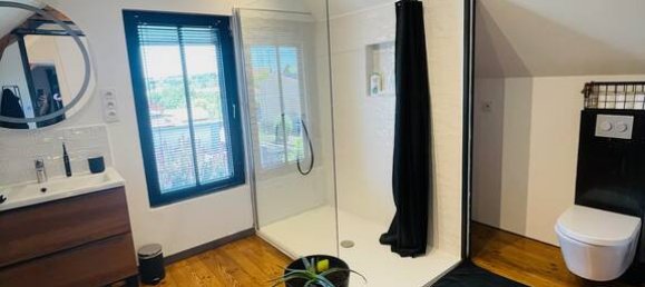 Casa de 5 dormitorios en Touvre, France No. 333326 11