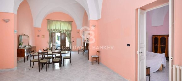 3 bedrooms House in Cursi, Italy No. 161221 2