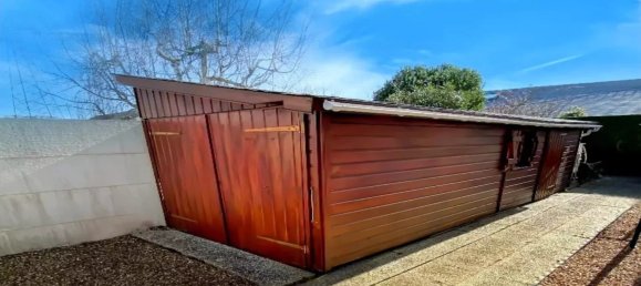 2 bedrooms House in Montreuil-Juigne, France No. 102832 23