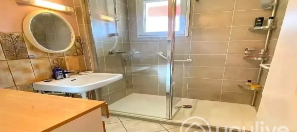 2 bedrooms House in Montreuil-Juigne, France No. 102832 21