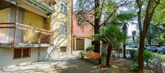 4-salle Appartement à Concorezzo, Italy No. 143318 3