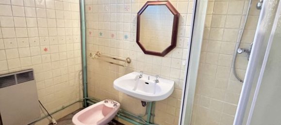 Casa de 3 dormitorios en Verneuil-en-Halatte, France No. 218197 12