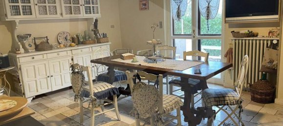 7 rooms Villa in Cassano delle Murge, Italy No. 29135 29