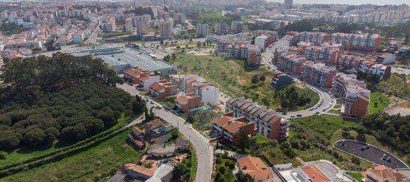 Terrain à Tavarede, Portugal 340m² No. 81422 12