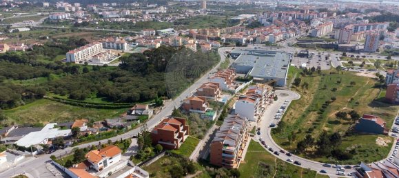 Terrain à Tavarede, Portugal 340m² No. 81422 10