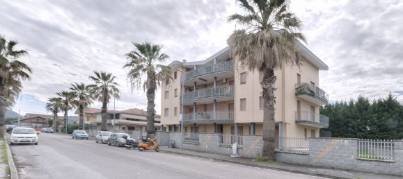4 rooms Apartment in San Giovanni Teatino, Italy No. 191376 2