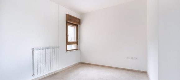 4 rooms Apartment in San Giovanni Teatino, Italy No. 191376 9