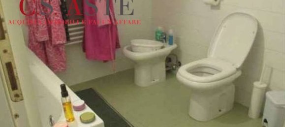 2 Schlafzimmer Haus in Rome, Italy, Nr. 294671 3