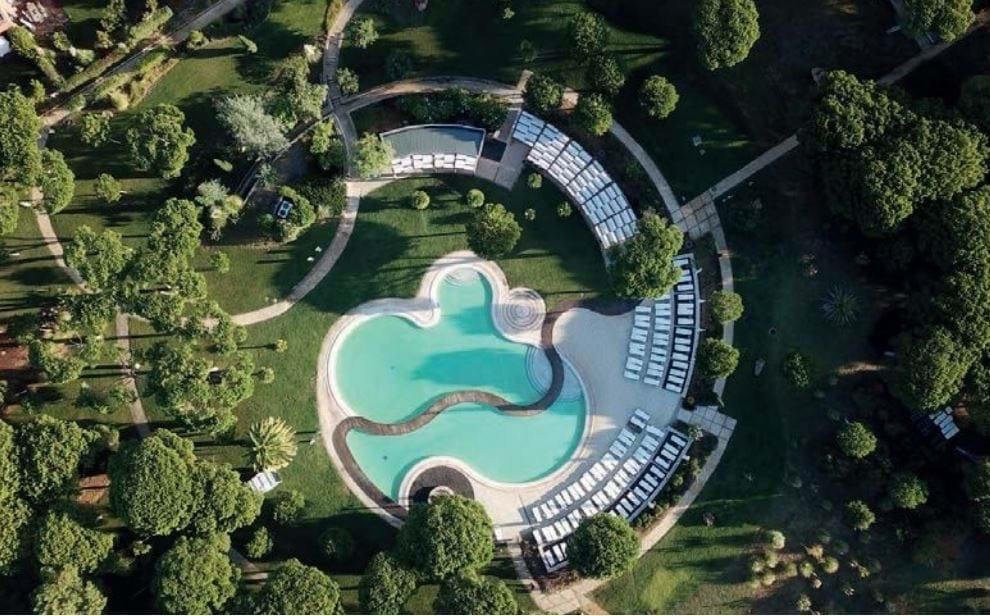 3 bedrooms Hotel in Cascais, Portugal No. 204327