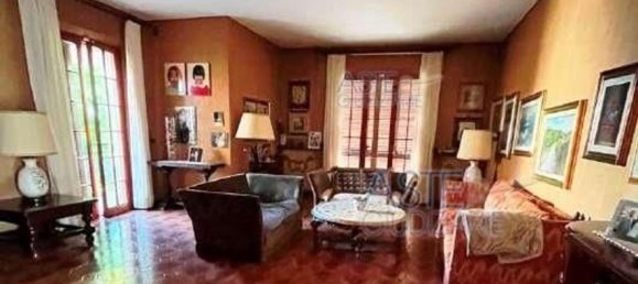 6 rooms Apartment in Santa Croce sull'Arno, Italy No. 199539 9