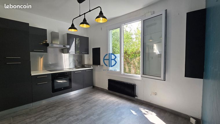 1 bedroom Duplex in Bondy, France No. 364032