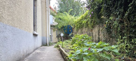 1 bedroom Duplex in Bondy, France No. 364032 13