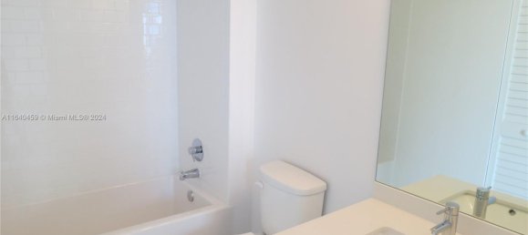 2 غرف نوم عقار تجاري في Miami, الولايات المتحدة رقم 614085 7