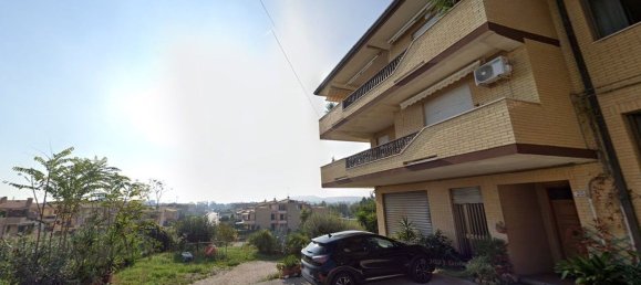 4 rooms Apartment in Porto Sant'Elpidio, Italy No. 225960 2