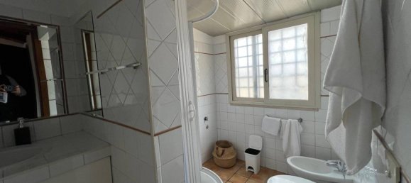 3-salle Penthouse à Rome, Italy No. 19328 16