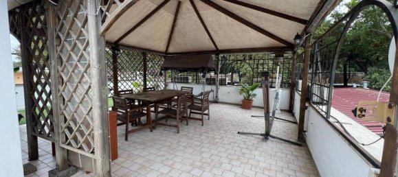 3-salle Penthouse à Rome, Italy No. 19328 22