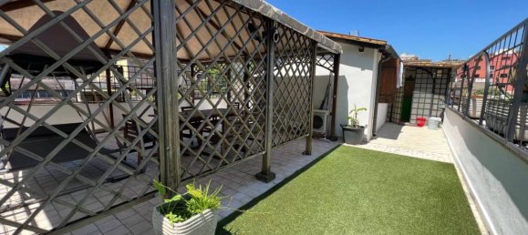 3-salle Penthouse à Rome, Italy No. 19328 19