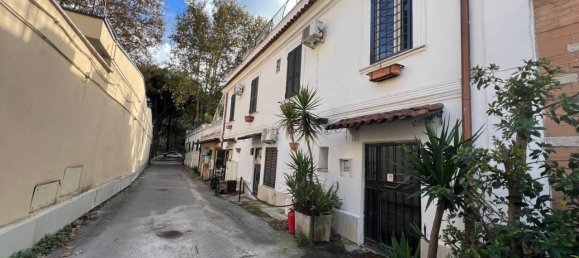 3-salle Penthouse à Rome, Italy No. 19328 29