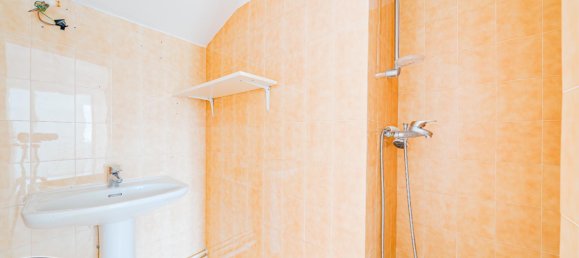 4 chambres Maison à Chouzé-sur-Loire, France No. 87404 19