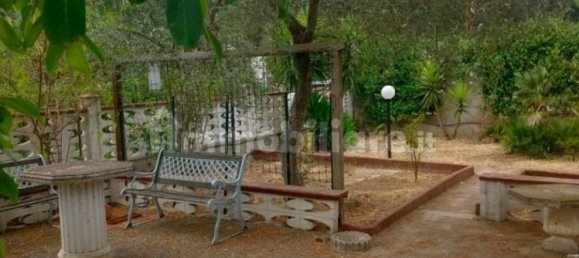 Вилла с 2 спальнями в Битонто, Италия № 310428 3