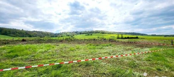 Земельный участок в Сен-Панкре, Франция № 74801 2