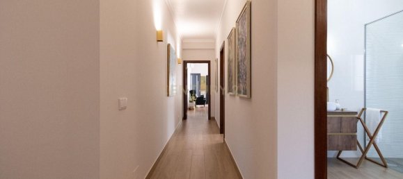 5 bedrooms Villa in Loule, Portugal No. 113977 8