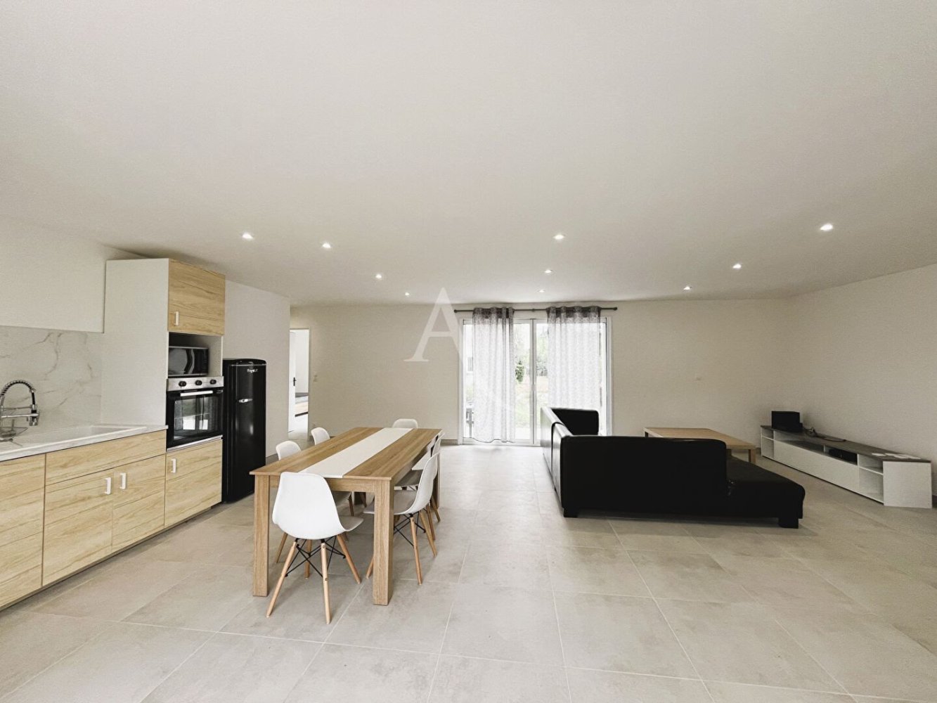 3 Schlafzimmer Haus in Vineuil, France, Nr. 264673