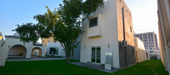 5 bedrooms Villa in Al Barsha, UAE No. 535 3