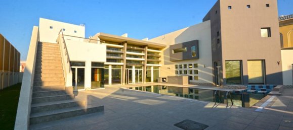 5 bedrooms Villa in Al Barsha, UAE No. 535 24