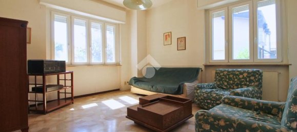 4 rooms Apartment in Meda, Italy No. 277944 2