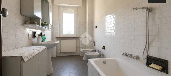 4 rooms Apartment in Meda, Italy No. 277944 29