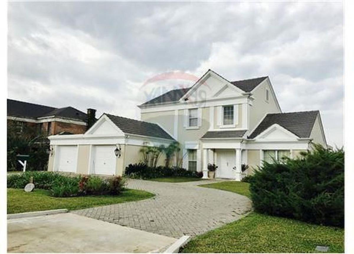 3 bedrooms House in Pilar, Argentina No. 2691