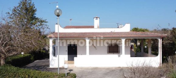 4 غرف نوم فيلا في Latiano, Italy رقم 235315 12