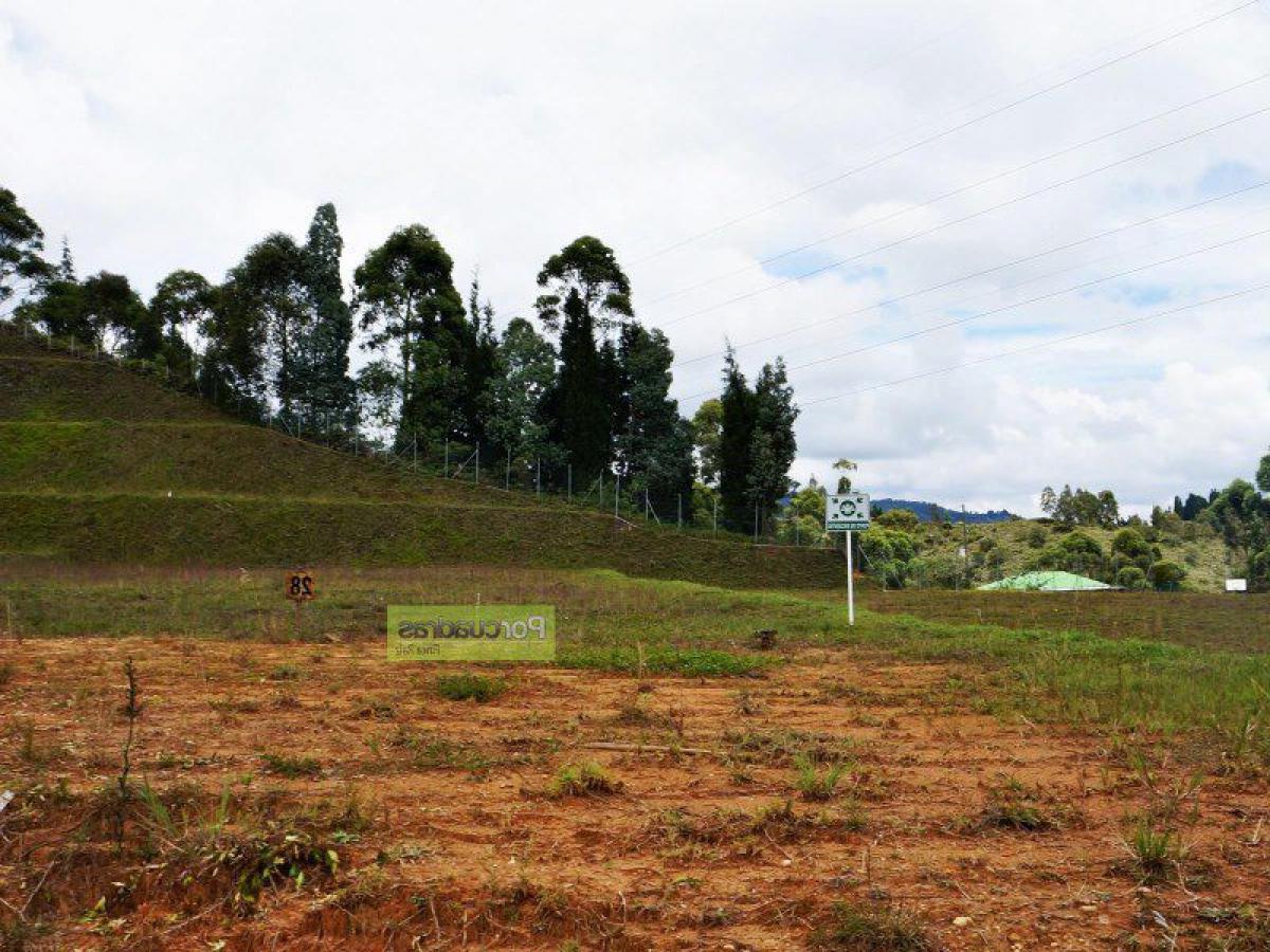 Grundstück in Antioquia, Colombia, Nr. 590