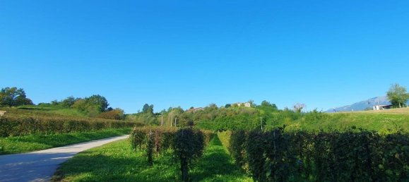 3 bedrooms House in Conegliano, Italy No. 123038 7