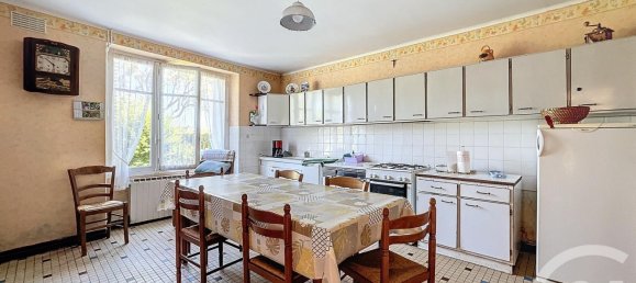 4 Schlafzimmer Haus in Sulniac, France, Nr. 45255 3