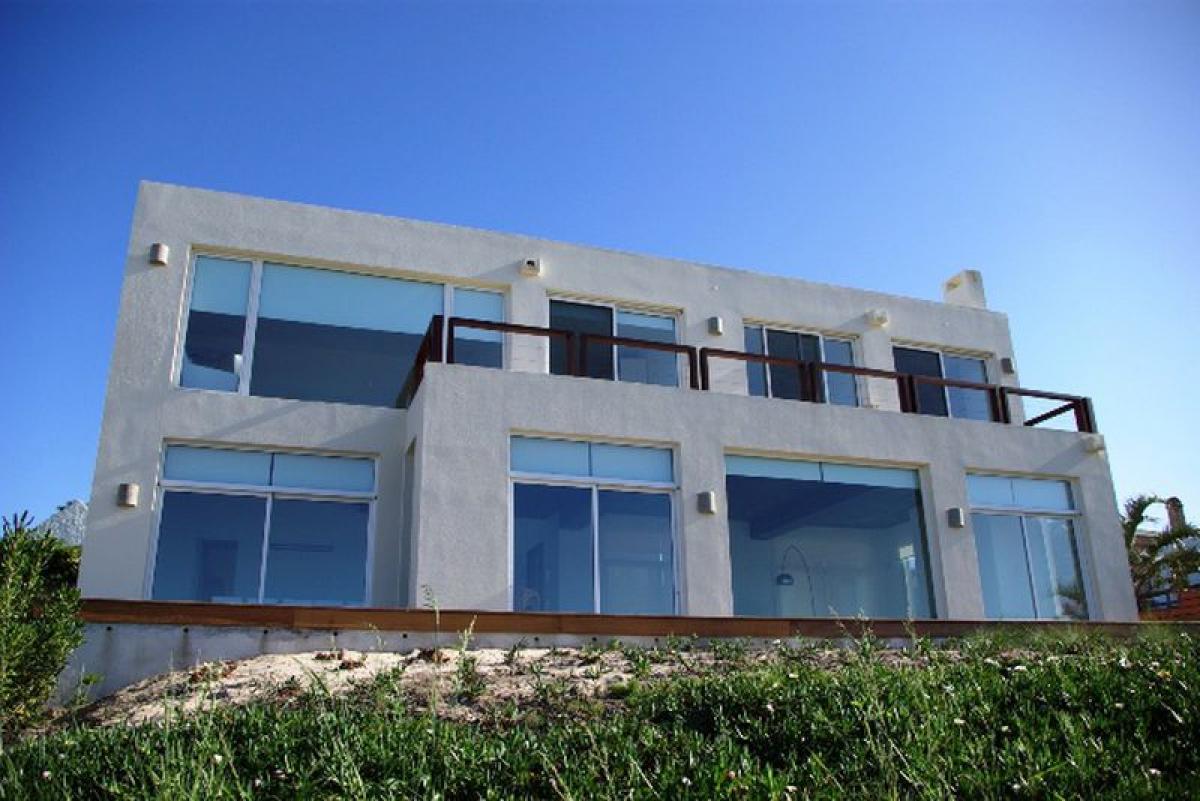 5 bedrooms House in Maldonado, Uruguay No. 11697