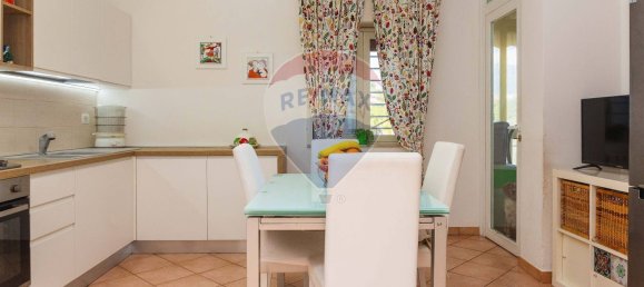 Квартира с 4 комнатами в Ачиреале, Италия № 75163 7