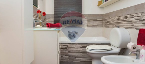 Квартира с 4 комнатами в Ачиреале, Италия № 75163 13