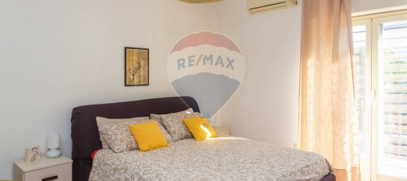 Квартира с 4 комнатами в Ачиреале, Италия № 75163 18