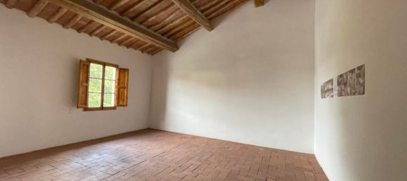 Casa de 4 habitaciónes en San Miniato, Italy No. 35168 10