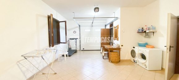 4-salle Villa à Fiorano Modenese, Italy No. 103894 24