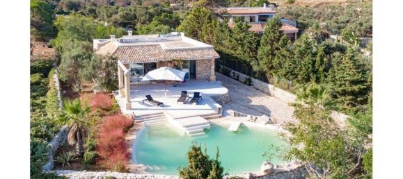 4 bedrooms Villa in Gagliano del Capo, Italy No. 184457 9