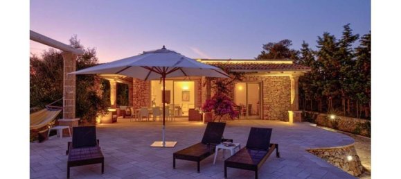 4 bedrooms Villa in Gagliano del Capo, Italy No. 184457 10