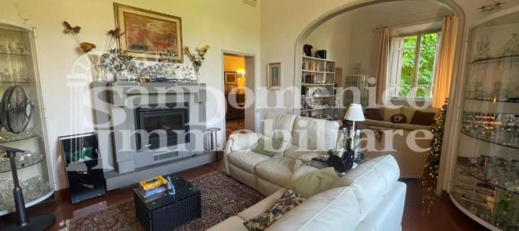 15 rooms Villa in Pisa, Italy No. 153199 10