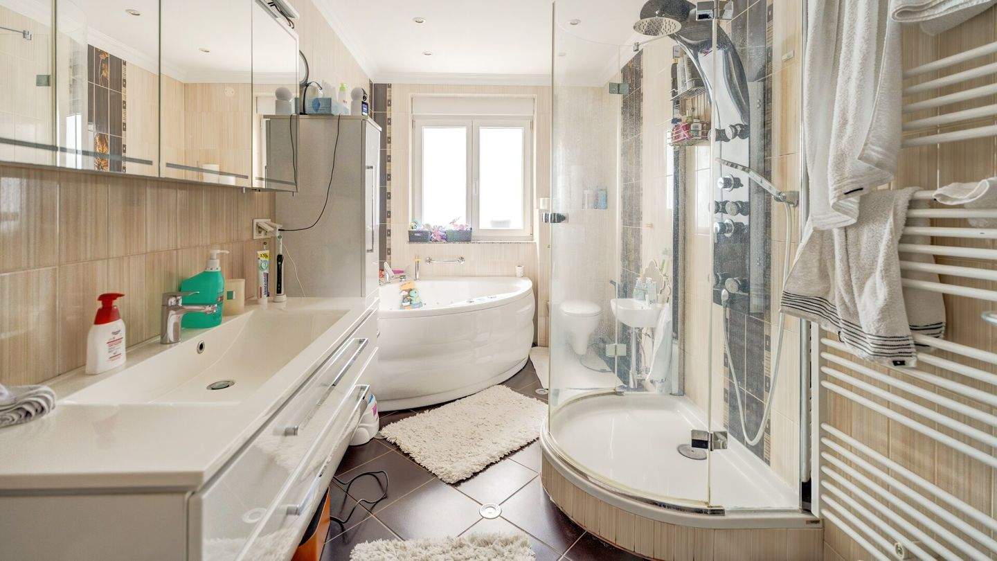 6 rooms House in Vienna, Austria No. 176593